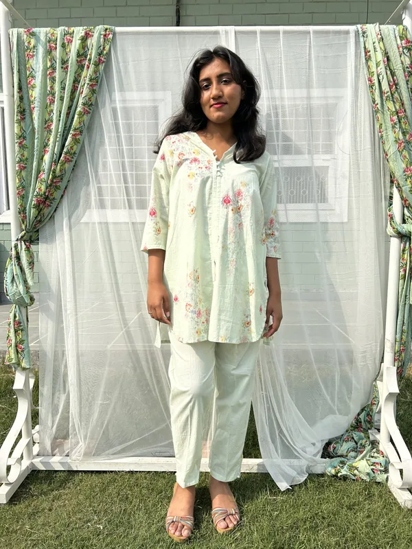 Pista_Green_Digital_Print_Short_Cotton_Kurta_-_XXL