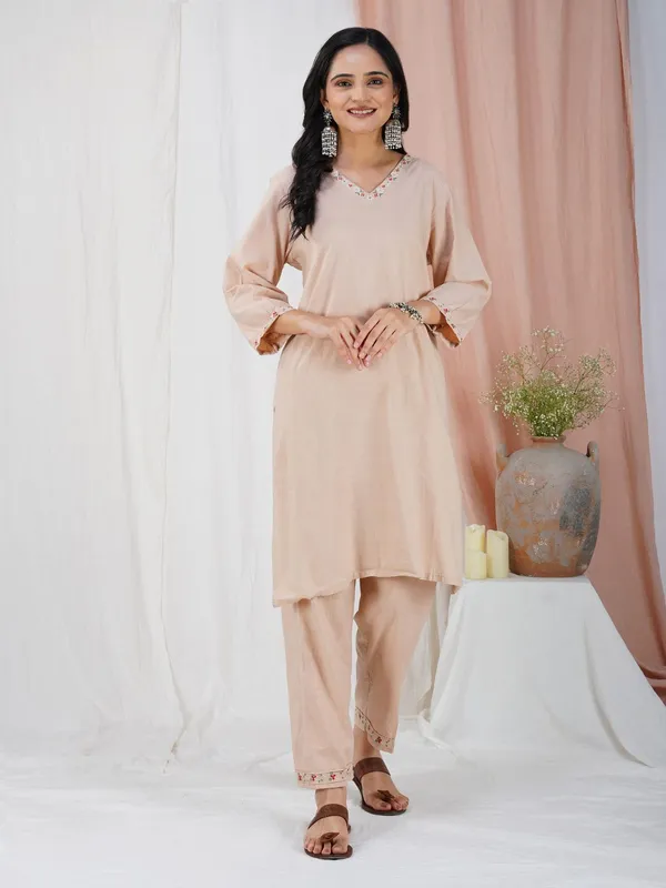 Gold_Pink_Tribal_Embroidered_cotton_Kurta_Paired_With_Matching_Pant_-_XXL