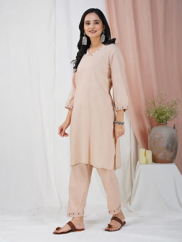 Gold_Pink_Tribal_Embroidered_cotton_Kurta_Paired_With_Matching_Pant_-_XXL