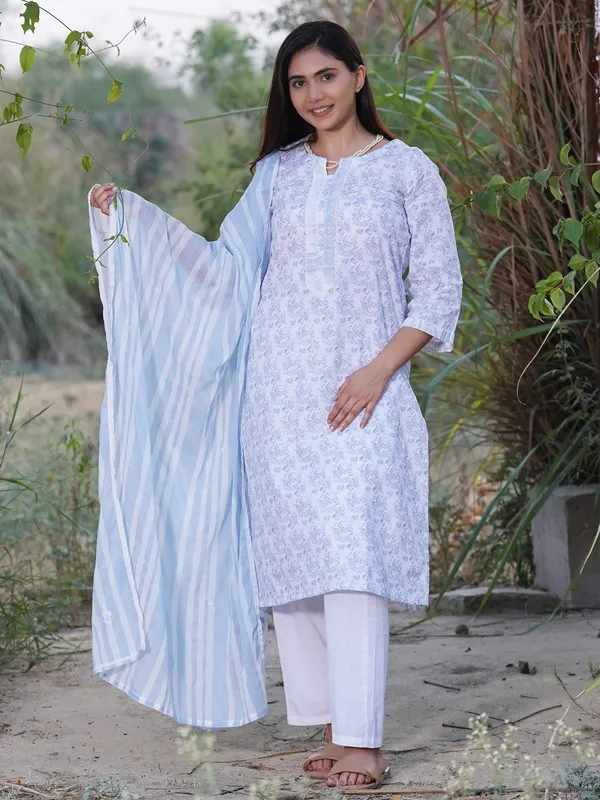 White_Blue_Printed_Cotton_Kurta_with_White_Pant_and_Embroidered_Dupatta-_Set_of_3_-_XXL