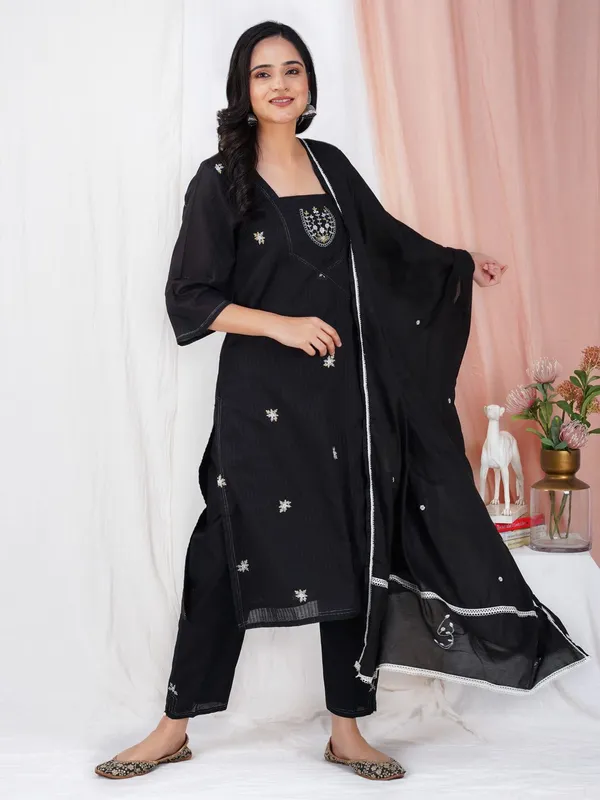 Black_Hand_Embroidered_Cotton_Angrakha_Kurta_With_Matching_Pant_And_Dupatta_-_XXL