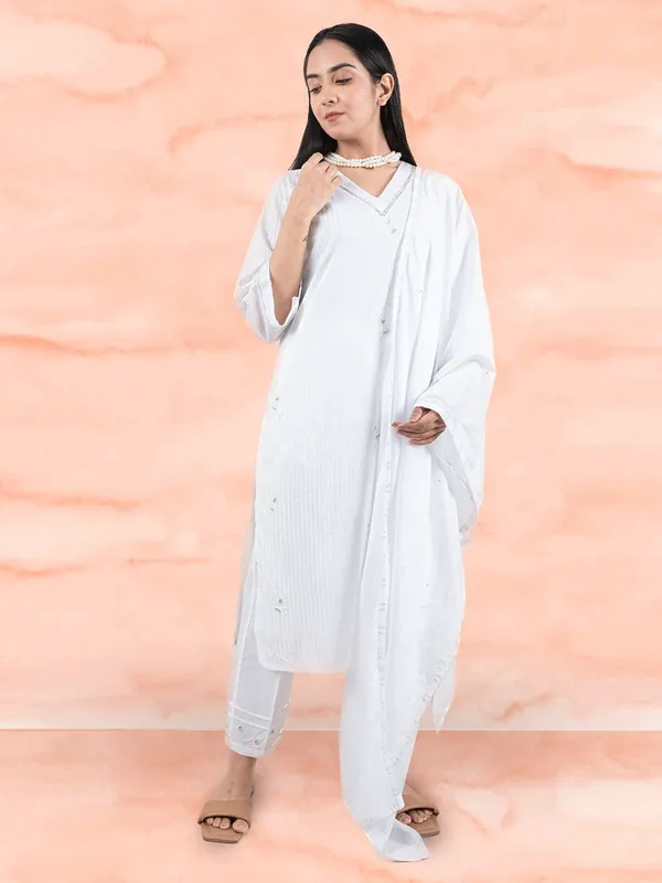 White_Cotton_Embroidered_Kurta_With_Matching_Pant_And_Dupatta