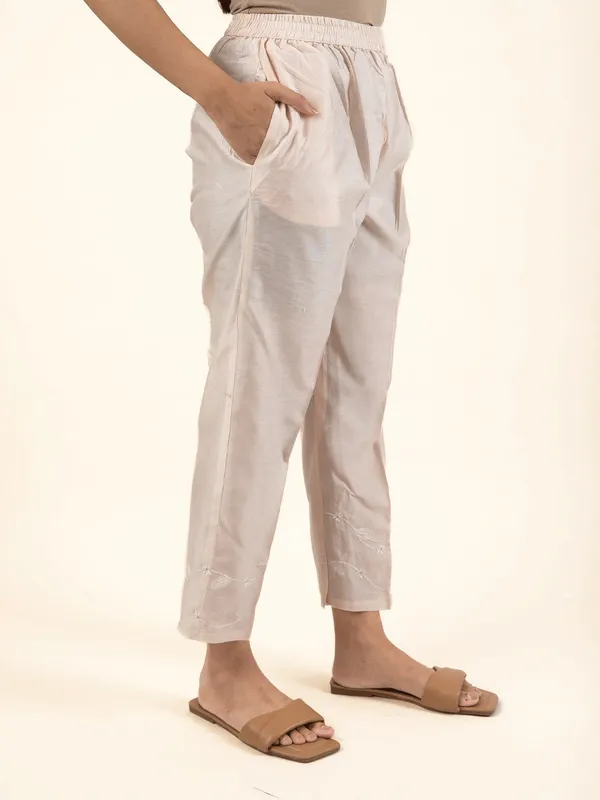 Pink_Embroidered_Chanderi_Kurta_Paired_With_Matching_Pants_-_XXL