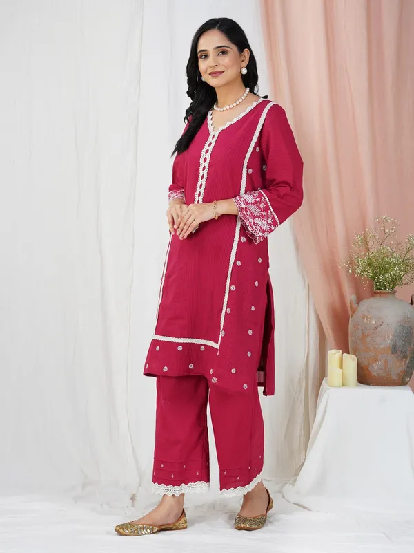 Red_Embroidered_Cotton_Straight_Kurta_Paired_With_Matching_Palazoo_-_XXL
