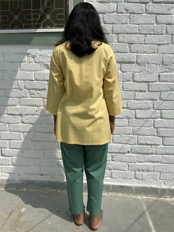 Yellow_Embroidered_Short_Cotton_Kurta_-_XXL