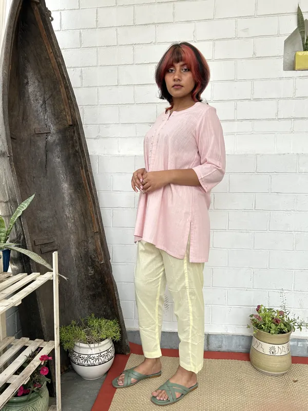Pink_Embroidered_Short_Cotton_Kurta_-_XXL