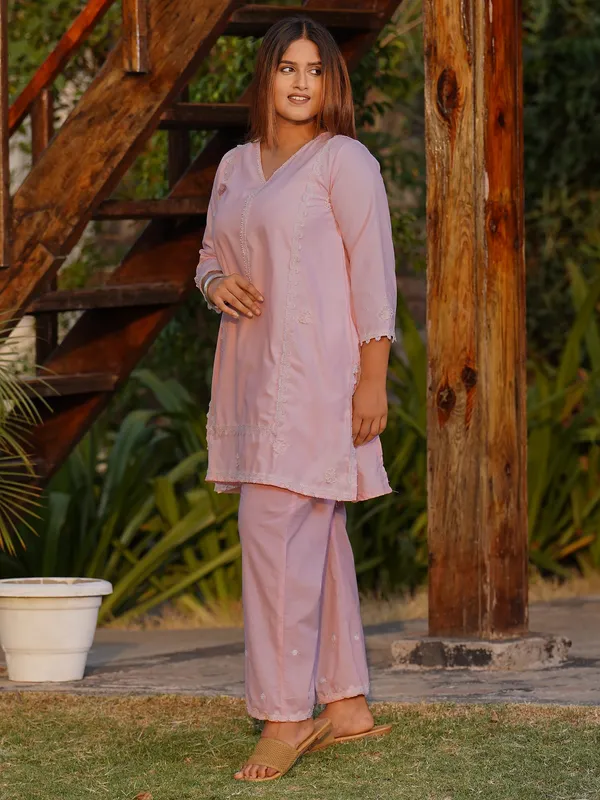 Baby_Pink_3D_Embroidered_Cotton_Kurta_with_Embroidered_Palazzo_-_Set_of_2_-_XXL