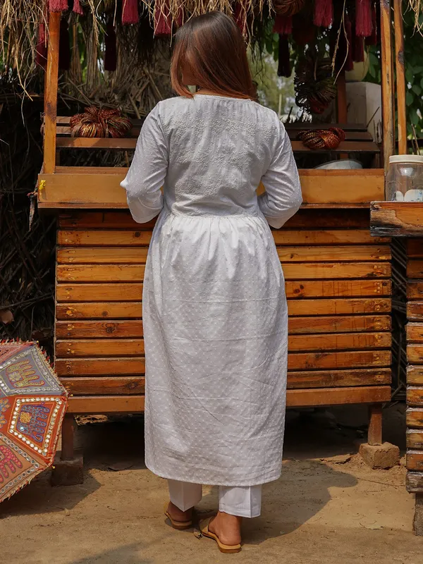 White_Embroidered_Cotton_Anarkali_Kurta_with_Cotton_Pant_-_Set_of_2_-_XXL