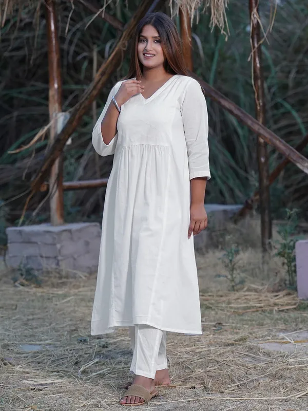White_Yoke_Embroidered_A-Line_Cotton_Kurta_with_Cotton_Pant_-_Set_of_2_-_XXL