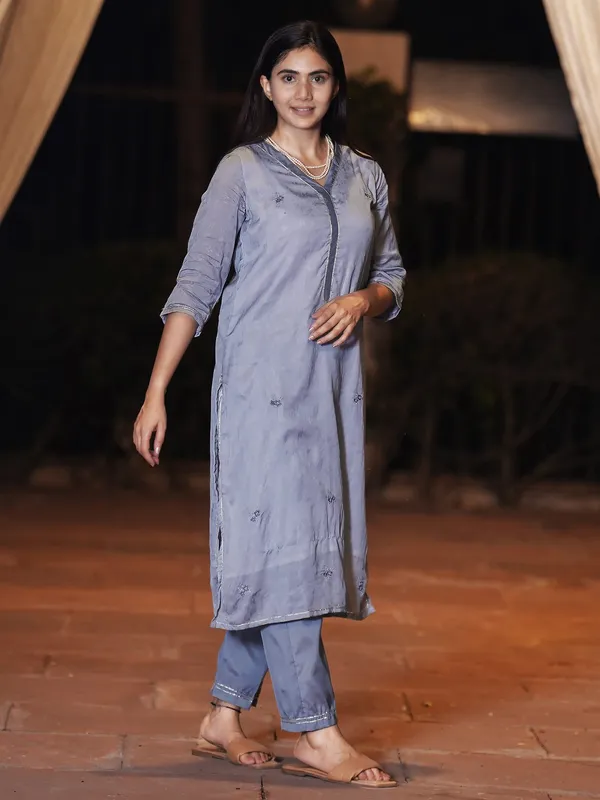 Greyish_Blue_Embroidered_Cotton_Silk_Kurta_with_Lace_Pant_-_Set_of_2_-_XXL