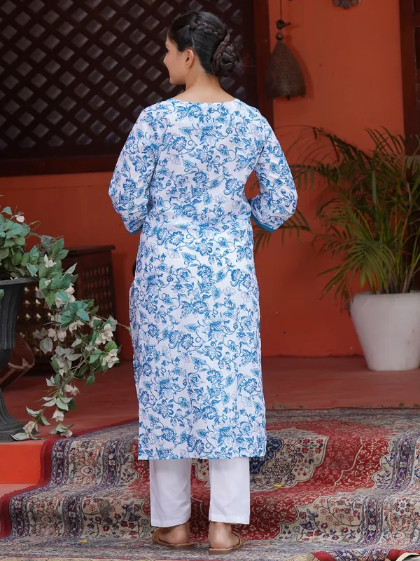 White_Blue_Printed_Cotton_Embroidered_Kurta_with_Cotton_Pant_-_Set_of_2_-_XXL