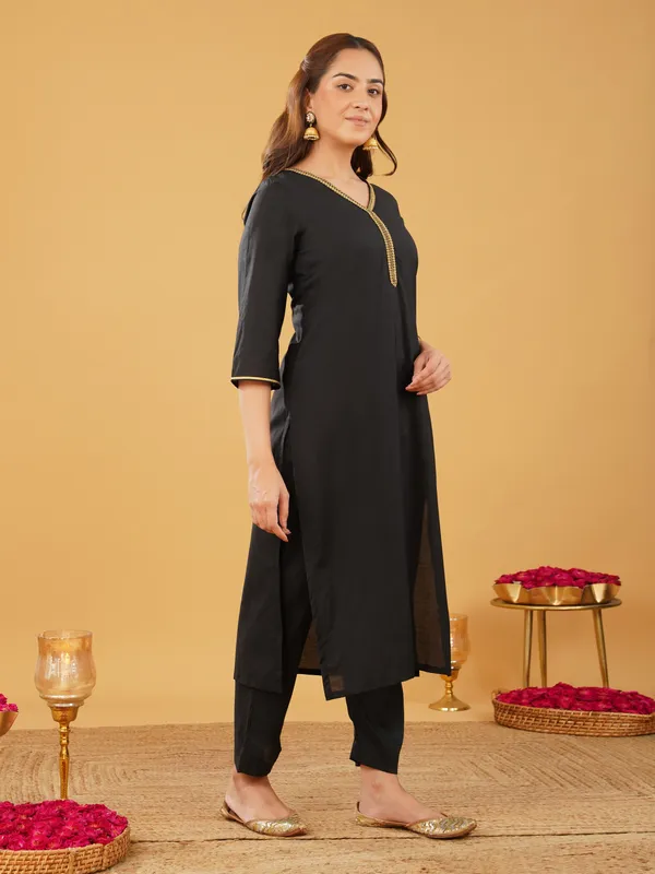 Black_Silk_Blend_Golden_Lace_Kurta_with_Pant(Set_of_2)