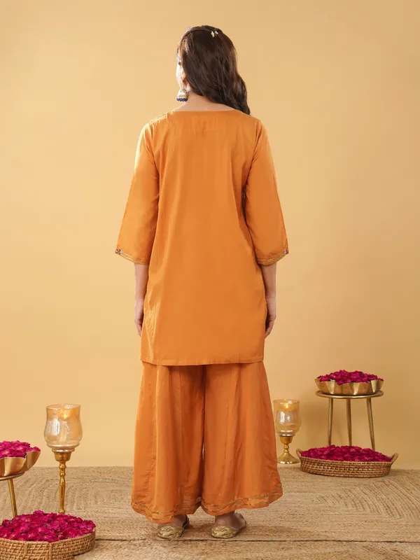 Mustard_Embroidered_Silk_Blend_Short_Kurta_with_Plazzo(Set_of_2)