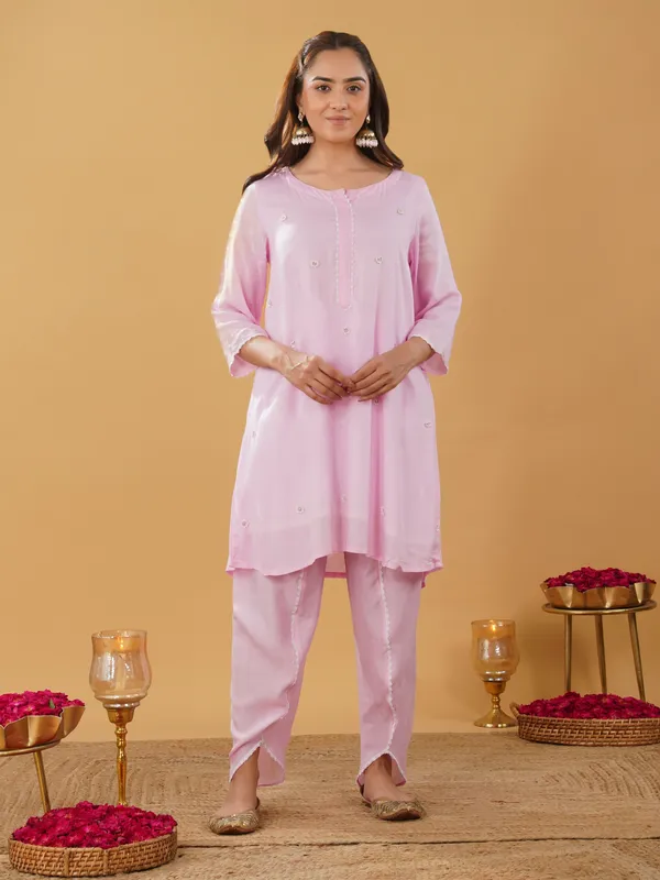 Pink_Embroidery_Short_Kurta_with_Tulip_Pant_(Set_of_2)