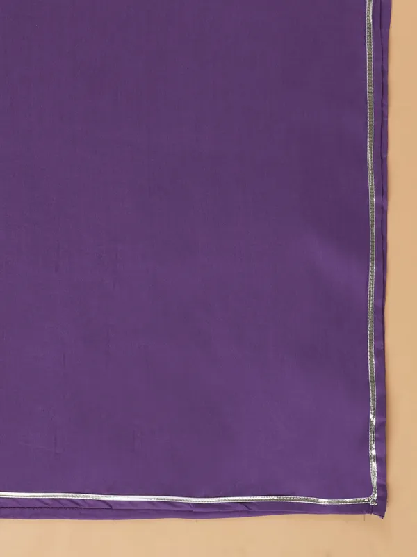 Women_Purple_Embroidered_Kurta_with_Pant_and_Dupatta(Set_of_3)