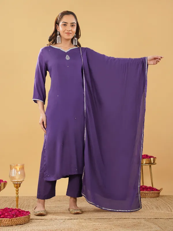 Women_Purple_Embroidered_Kurta_with_Pant_and_Dupatta(Set_of_3)