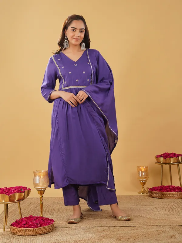 Women_Purple_Boota_Zari_Kurta_with_Pant_and_Dupatta(Set_of_3)