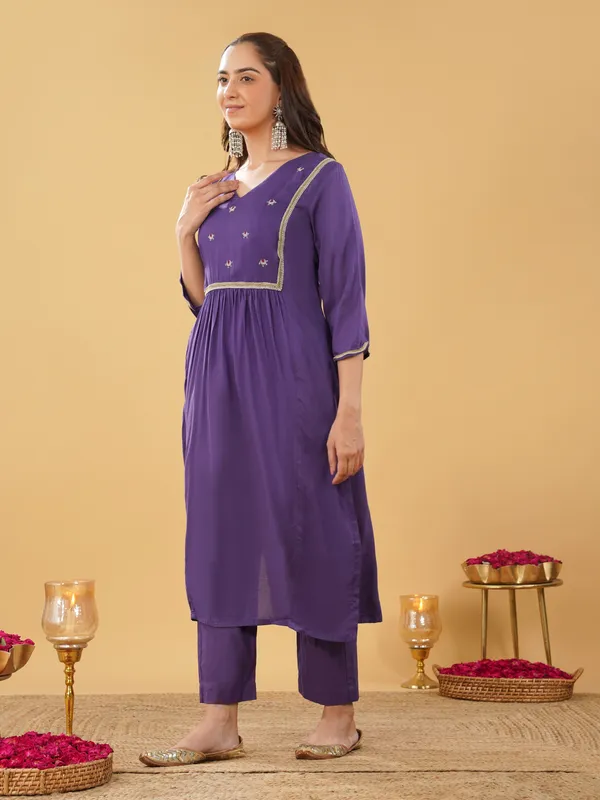 Women_Purple_Boota_Zari_Kurta_with_Pant_and_Dupatta(Set_of_3)