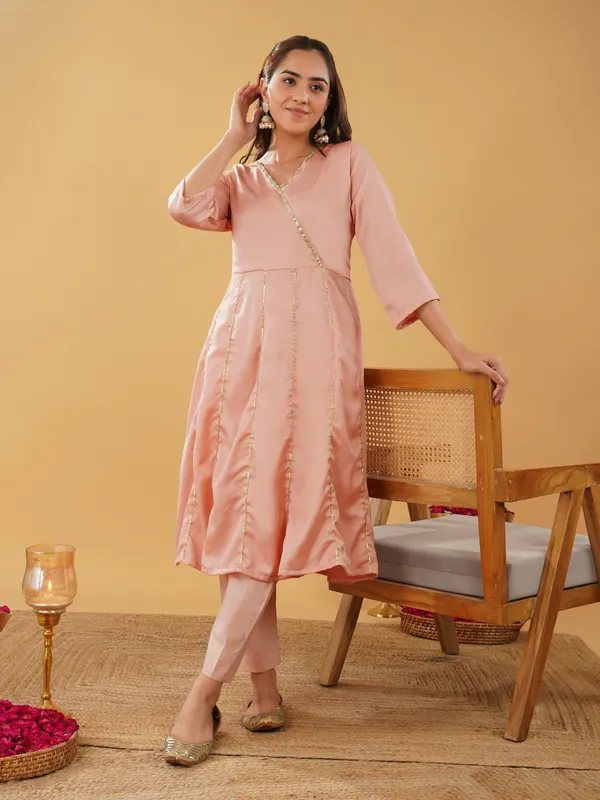 Women_Gorgeous_Peach_Silk_Blend_Anarkali_with_Pant(Set_of_2)