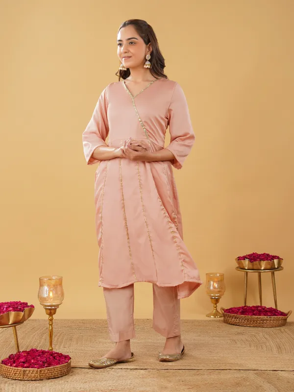 Women_Gorgeous_Peach_Silk_Blend_Anarkali_with_Pant(Set_of_2)