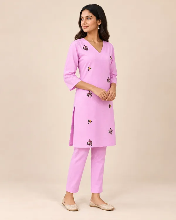 Lilac_Embroidered_Motif_Kurta_set