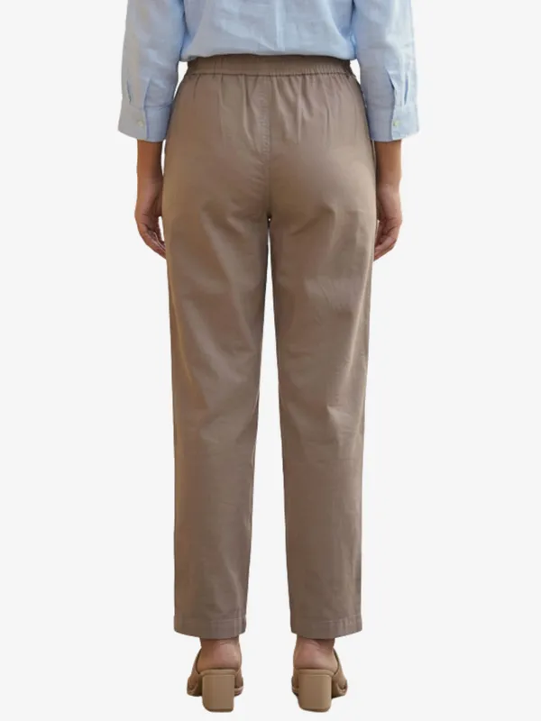 zuri_Women_Relaxed_Straight_Leg_High-Rise_Trousers