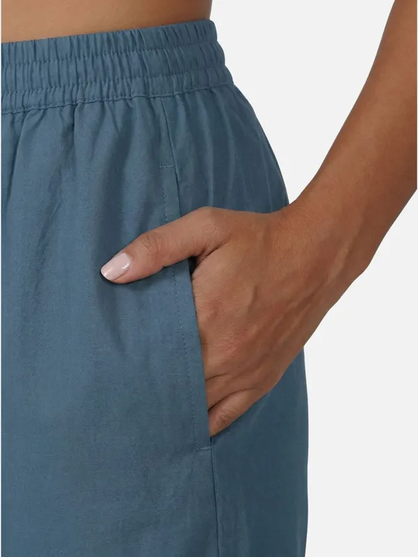 zuri_Women_Relaxed_Straight_Leg_High-Rise_Trousers