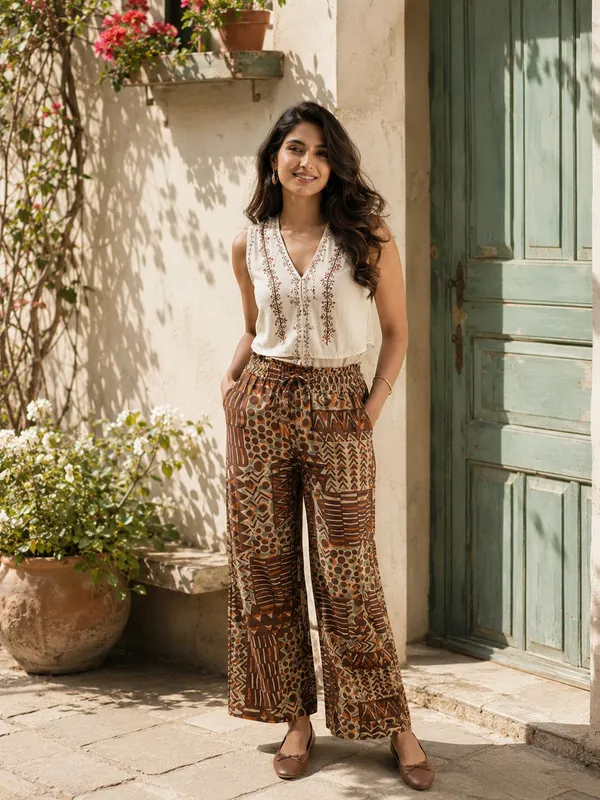 Women_Frilled_High-Rise_Wrinkle_Free_Flared_Trousers