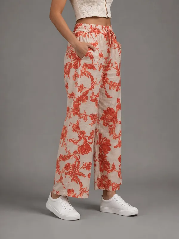 Women_Frilled_High-Rise_Wrinkle_Free_Flared_Trousers