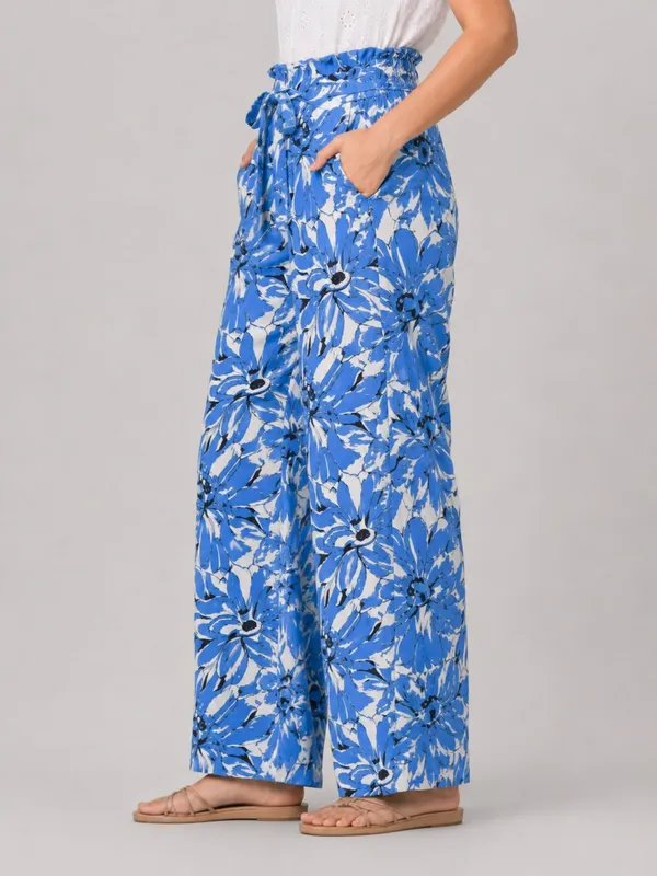 Women_Frilled_High-Rise_Wrinkle_Free_Flared_Trousers