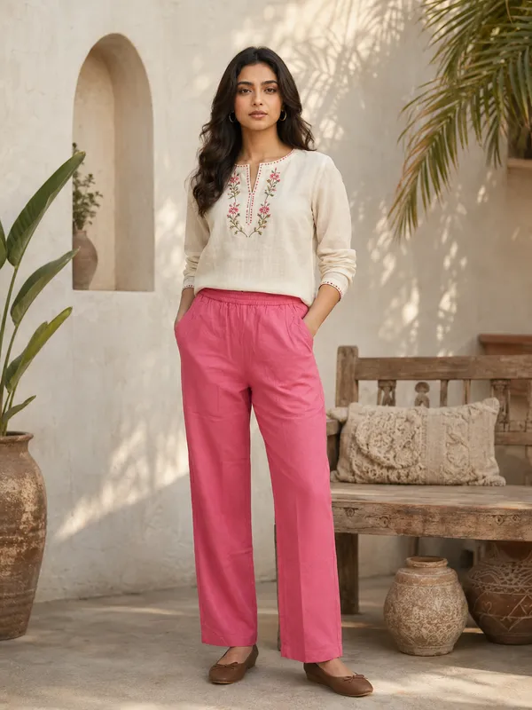 Women_Fluid_High_Rise_Smart_Flare_Trousers