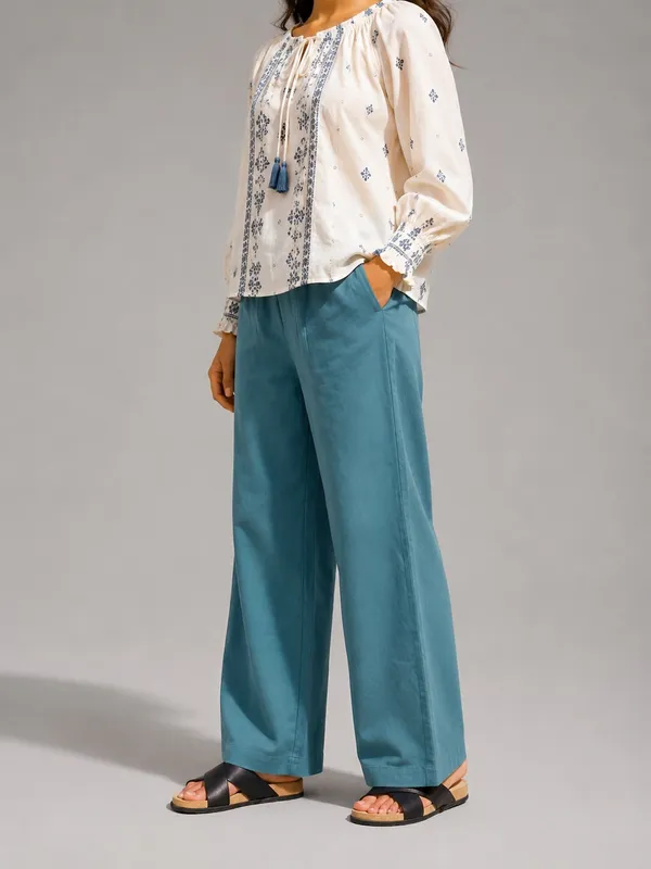 Women_Fluid_High_Rise_Smart_Flare_Trousers