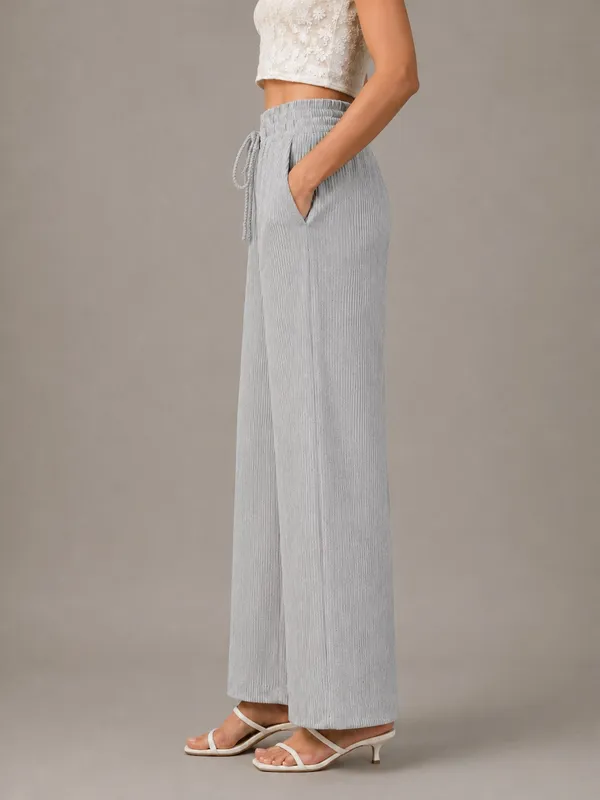 Women_Stripped_High_Rise_Parallel_Trousers