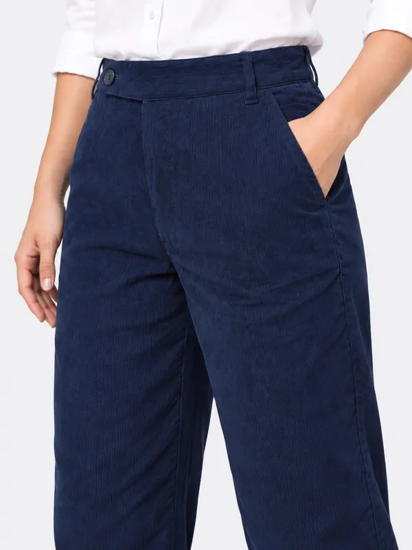 ZURI_Women_Navy_Blue_100%_Cotton_Corduroy_Relaxed_Fit_Trousers