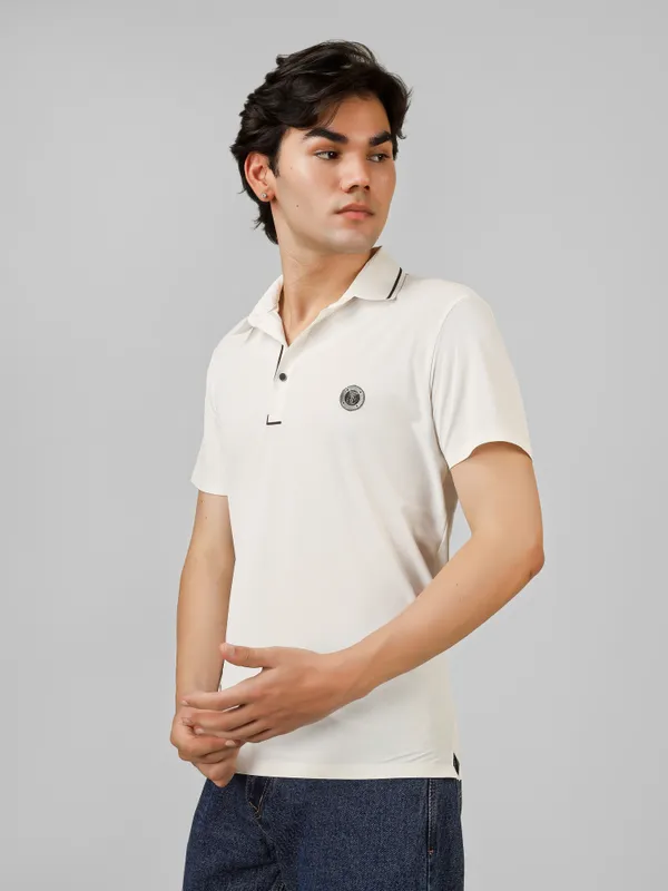 Seamless_White_Nylon_Short_Sleeve_Classic_Fit_Textured_Polo_T-Shirt_For_Men