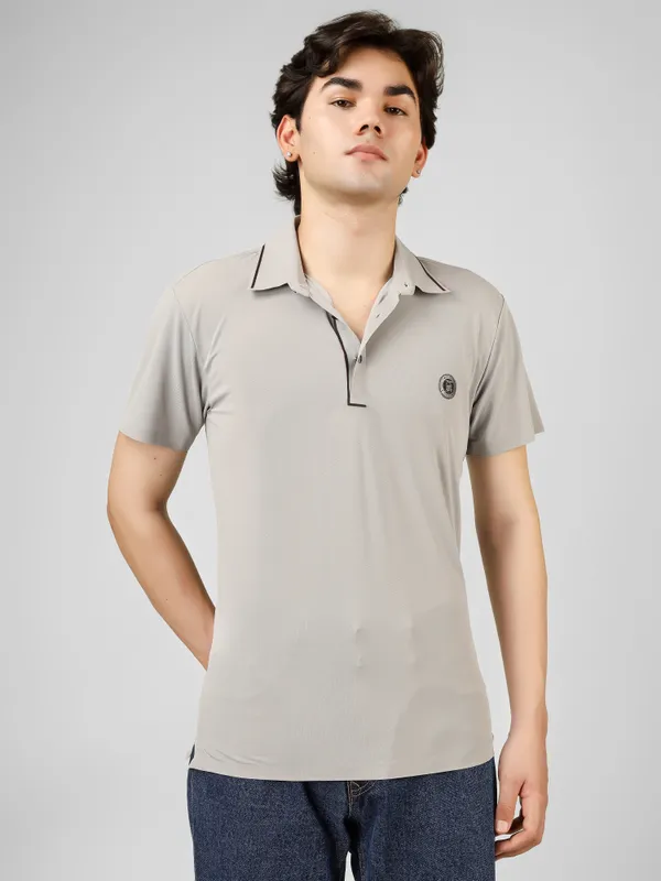 Seamless_Light_Grey_Nylon_Short_Sleeve_Classic_Fit_Textured_Polo_T-Shirt_For_Men