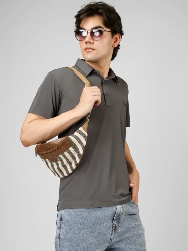 Dark_Grey_stichless_nylon_Sleeve_Classic_Fit_Textured_Polo_T-Shirt_For_Men