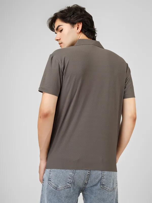 Grey_Nylon_V-Neck_Seamless_T-Shirt__For_Men