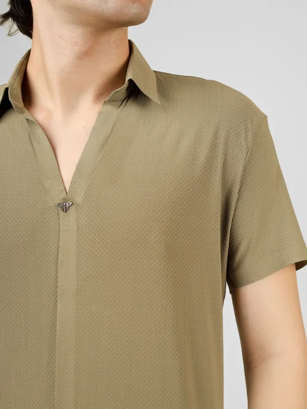 Dusty_Olive_Nylon_Textured_V-Neck_Seamless_T-Shirt__For_Men