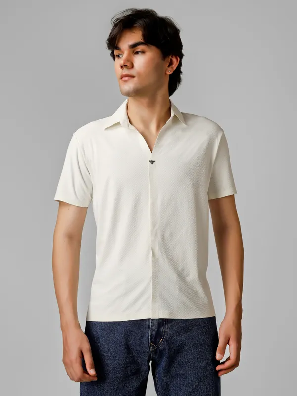 White_Nylon__V-Neck_Seamless_T-Shirt__For_Men