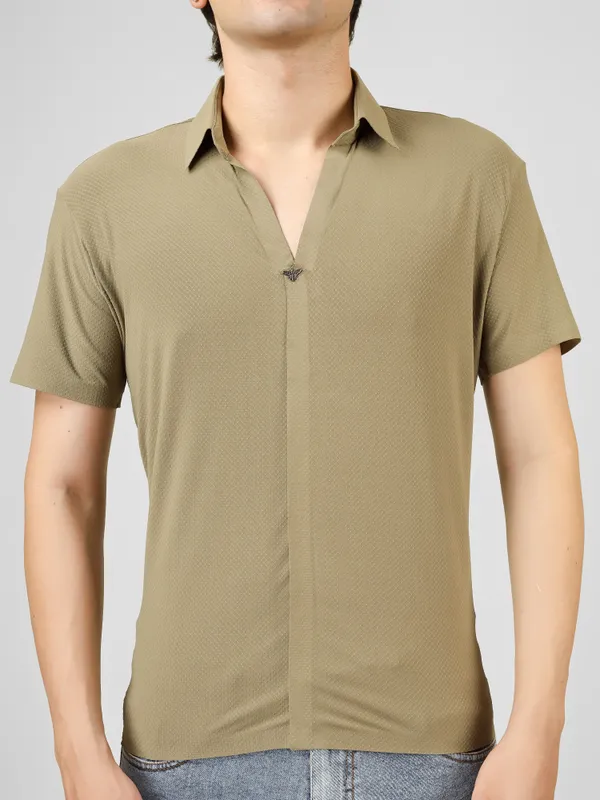 Dusty_Olive_Nylon_Textured_V-Neck_Seamless_T-Shirt__For_Men