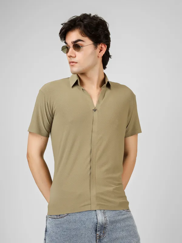Dusty_Olive_Nylon_Textured_V-Neck_Seamless_T-Shirt__For_Men