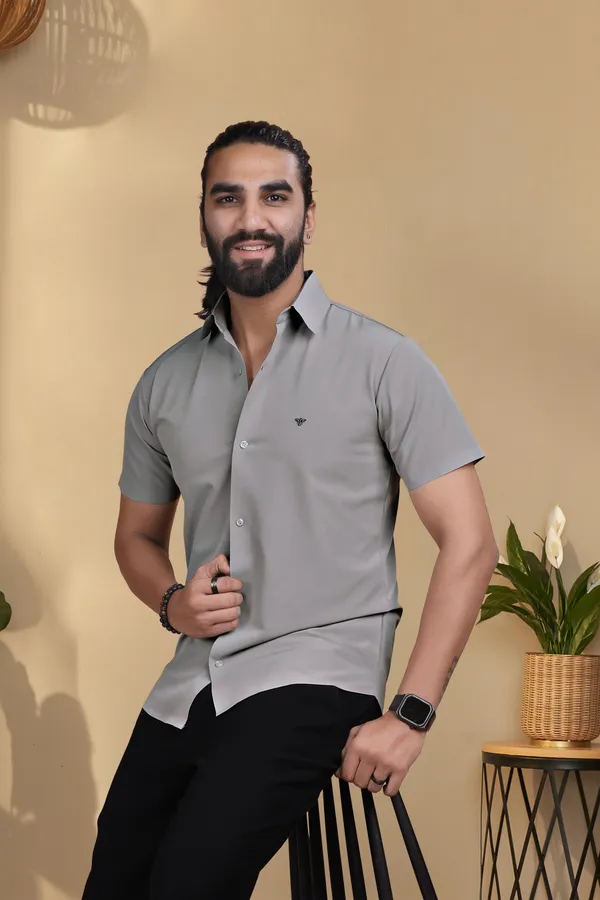Light_Grey_Nylon_Knitted_Seamless_Short-Sleeve_Button_Shirt_For_Men