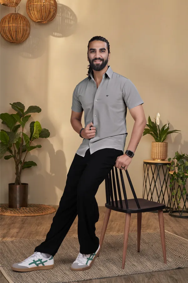 Light_Grey_Nylon_Knitted_Seamless_Short-Sleeve_Button_Shirt_For_Men