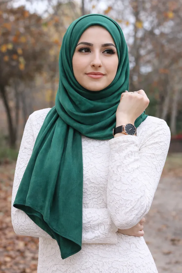 Tealshade_Velvet_Satin_Premium_Hijab