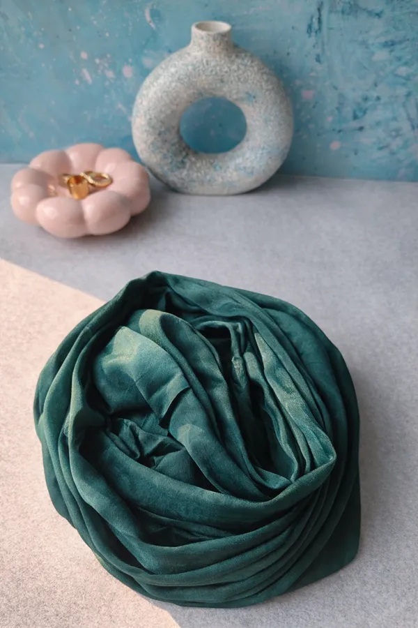 Tealshade_Velvet_Satin_Premium_Hijab