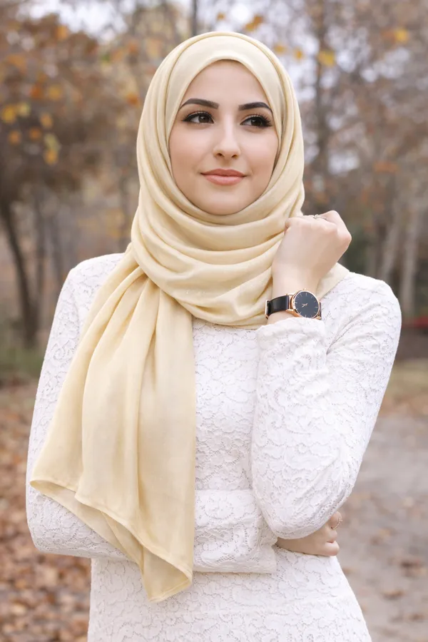 Vanillasilk_Velvet_Satin_Premium_Hijab