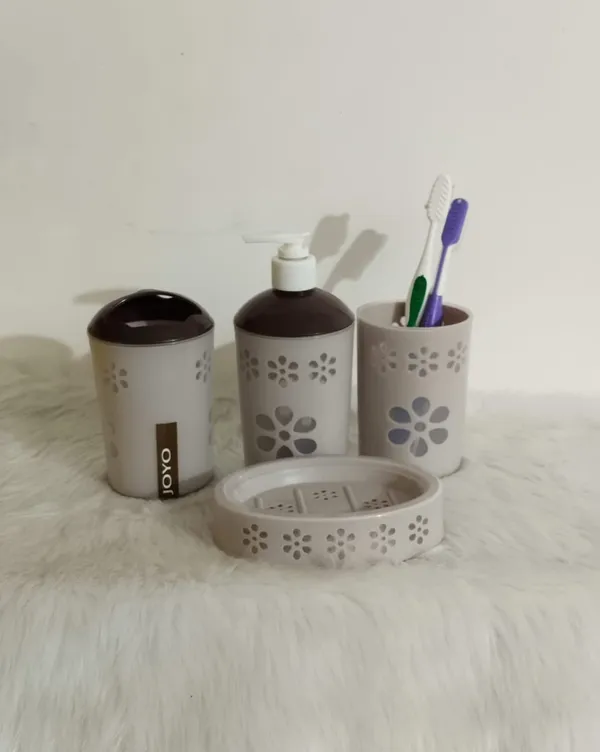 Beige_ABS_Plastic_Bathroom_Accessory_Set_Of_4