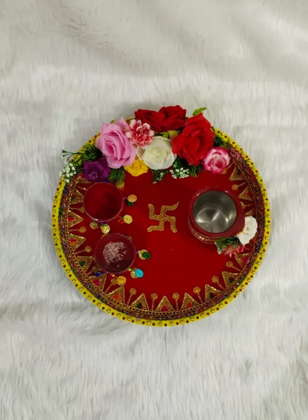 Red_Metal_Base_Decorative_Pooja_Aarti_Thali_Set