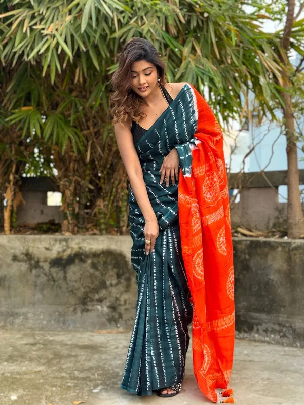 Blooming_Elegance_Saree__|_premium_|_Sunshine_Elegance_Linen